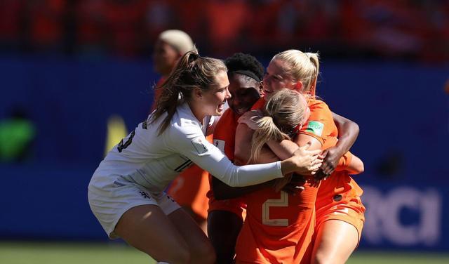 12-0！荷兰女足又发飙，8分钟4球，中国女足何时能报2-8之仇？(4)