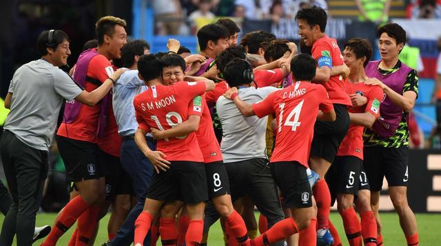 1：0到0：1！5年间，中国男足一胜难求，再遇苦主韩国，进球胜利(3)
