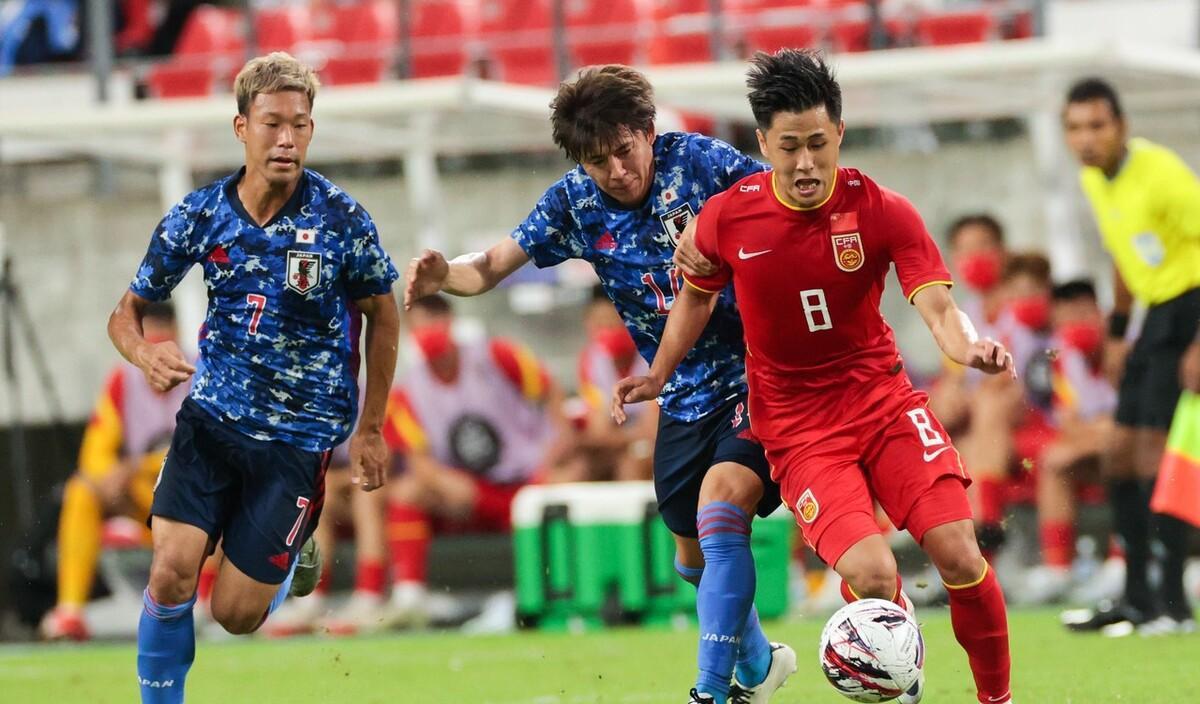 东亚杯一名日本球员确诊阳性，国足选拔队明日是否能顺利回国？(3)