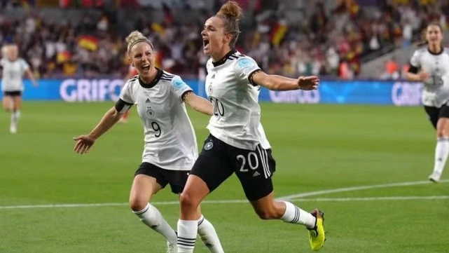 德国2-1淘汰法国会师英格兰 英格兰盼复仇欧洲杯决赛2-6惨案(2)