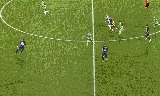【欧冠】梅西传射 姆巴佩破门 巴黎客场2比1领先