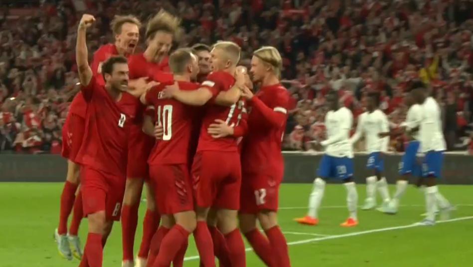 5分钟2球，2-0完胜，丹麦队双杀世界杯冠军，姆巴佩错失绝对良机(3)