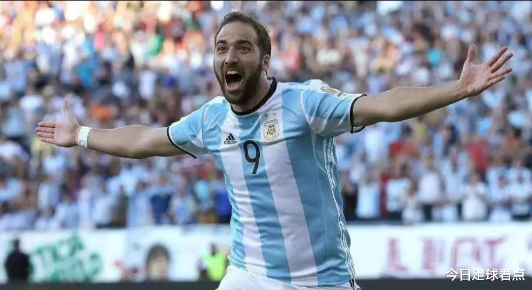 伊瓜因退役，阿根廷“神奇四侠”的世界杯故事重现绿茵(3)