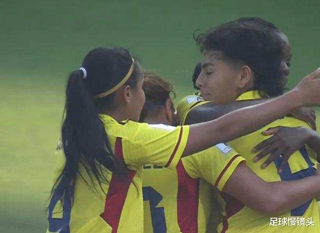 0-2！中国女足遭吊打，15分钟连丢2球，世界杯出线悬了，对手狂欢(3)