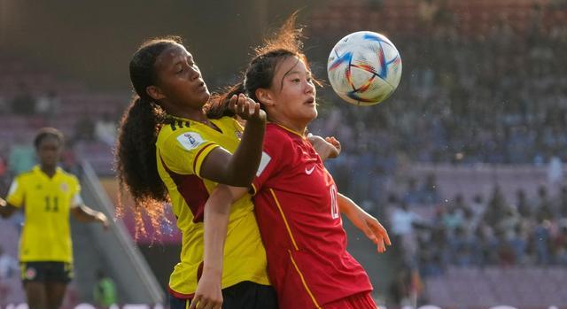 中国女足U17即将解散，球员要各回各队，是否应当保留？(1)