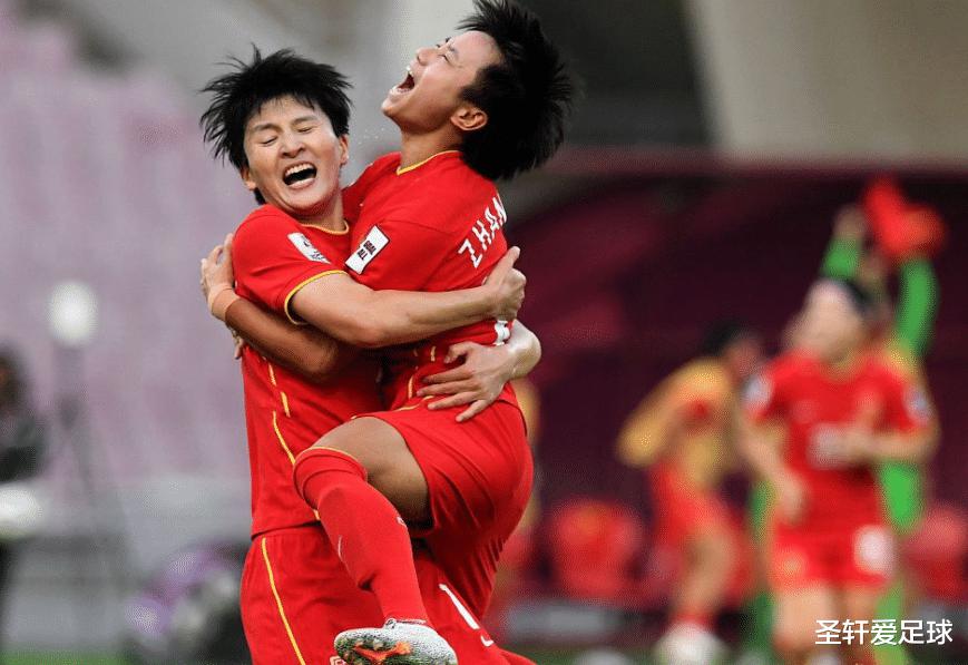 3-0，3-1！中国女足创历史，双子星闪耀欧洲：轰无解世界波+造点(3)