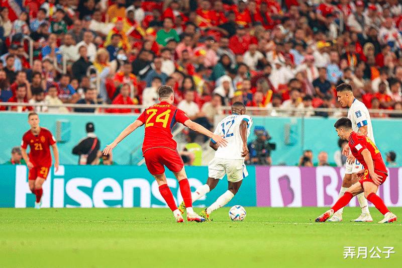 纳瓦斯被打脸了！世界杯首战就被西班牙灌进7球，直接颜面扫地(2)