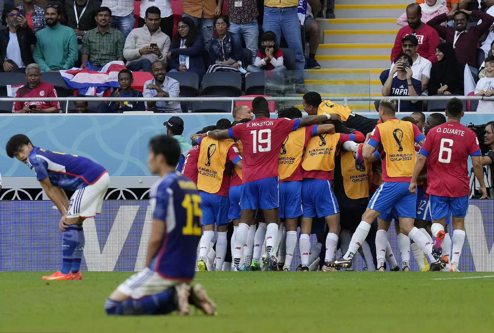 日本0-1哥斯达黎加，三支球队同积3分，E组形势乱套了(4)