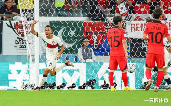1-1！恒大旧将为韩国扳平比分，世界杯2次高光：攻破德国葡萄牙(3)