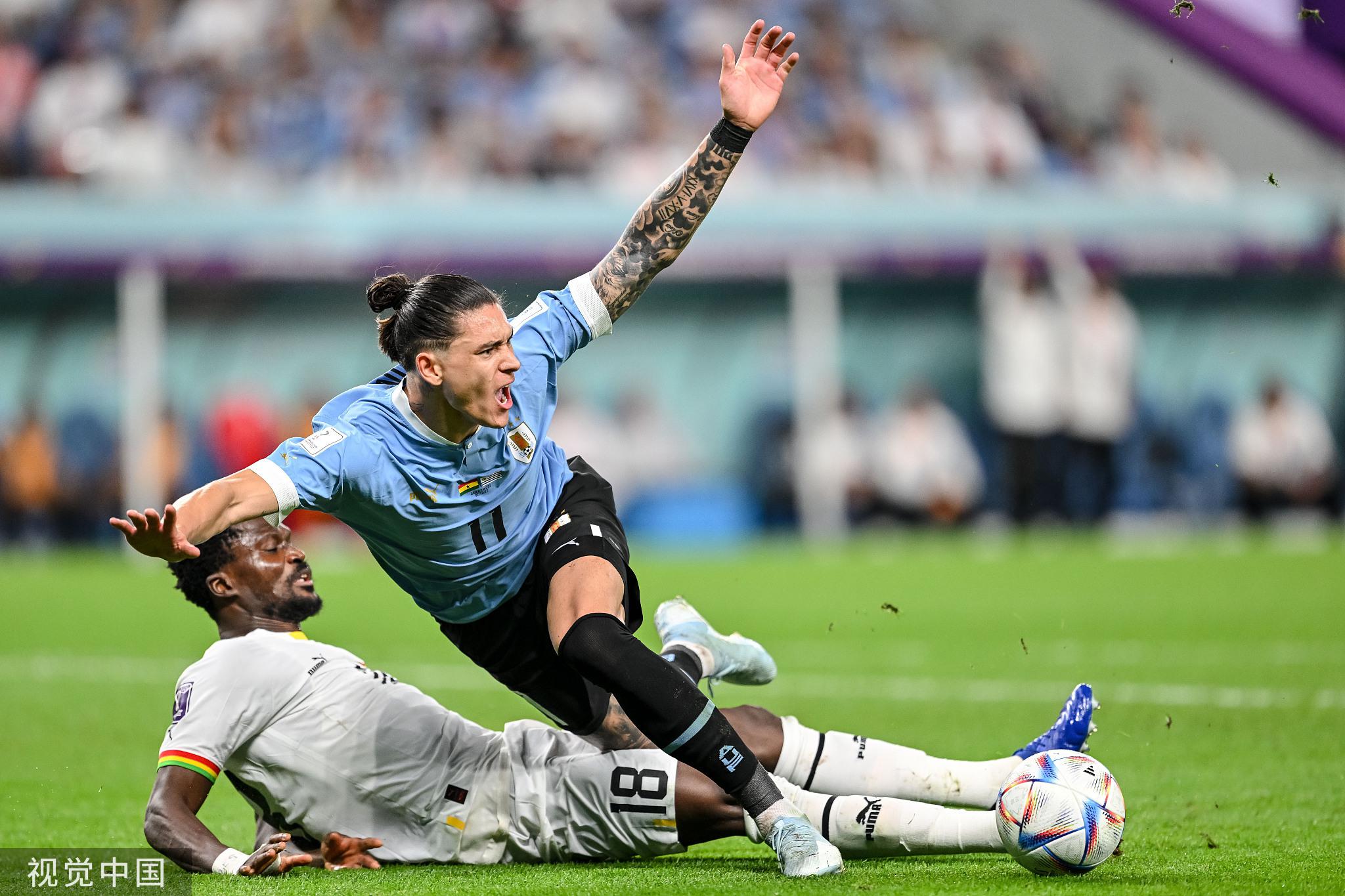 本届世界杯严重误判！乌拉圭补时点球被黑，韩国渔翁得利(2)
