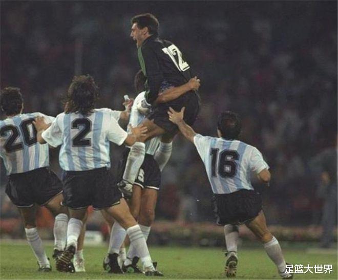 本是替补的替补，却不止一次拯救阿根廷，世界杯英雄的经历太偶然(3)
