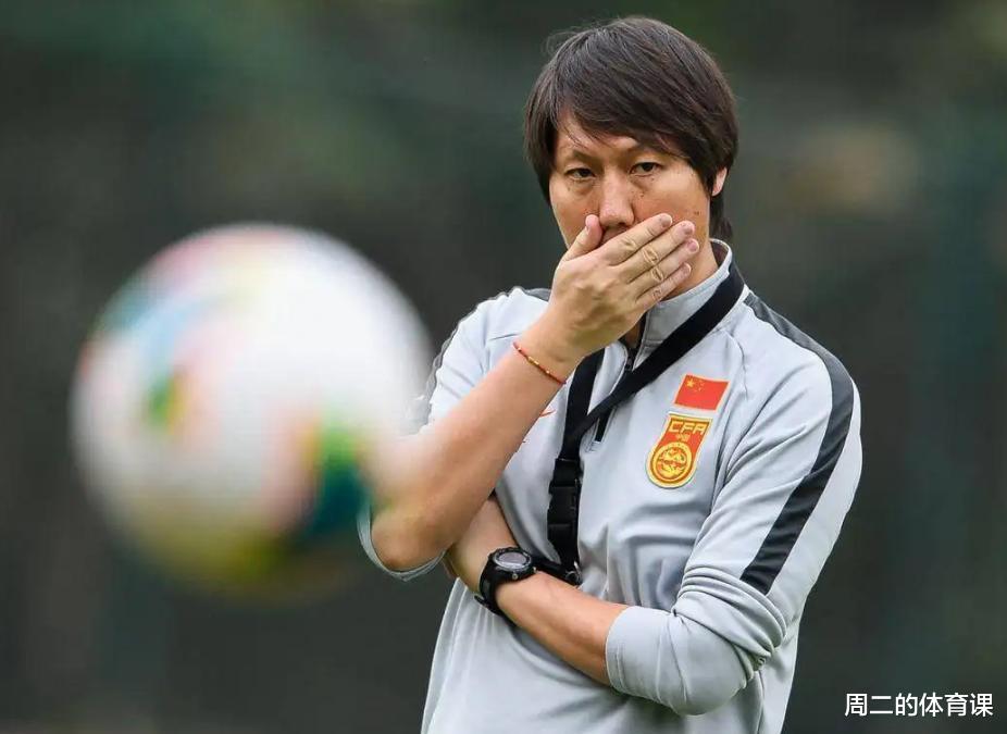 中国足球再曝“丑闻”！踢假球、养小三，范志毅：他们是有能力的(1)