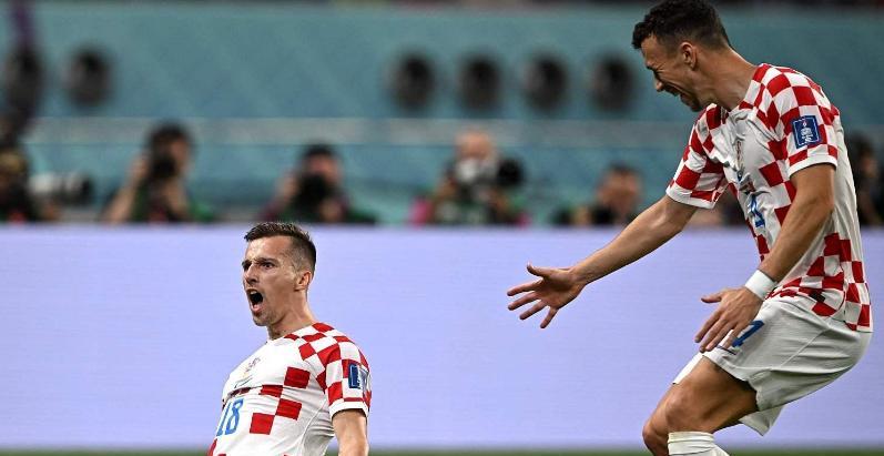 克罗地亚夺取世界杯季军！2-1击败摩洛哥，格瓦迪奥尔鱼跃冲顶(3)