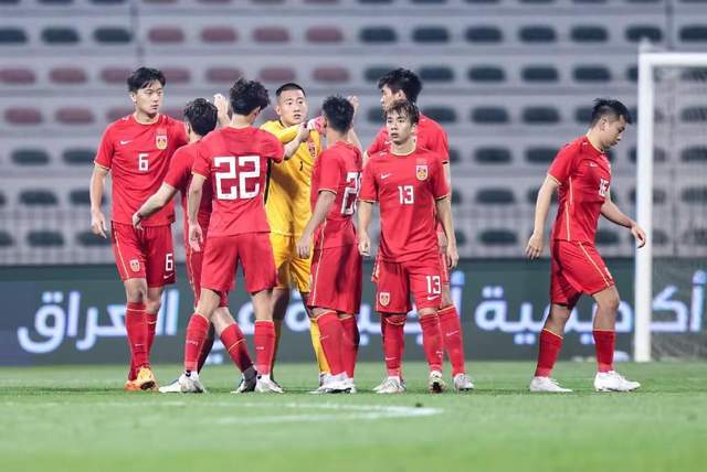 归化球员或继续帮助国足获得成绩 更多华裔球员有加入国足意愿