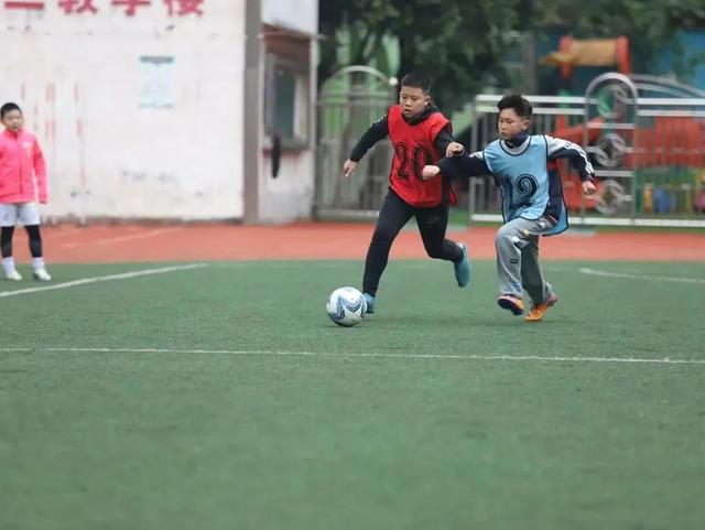 少年中国 | 从校长到会长，换个身份继续发展校园足球(3)