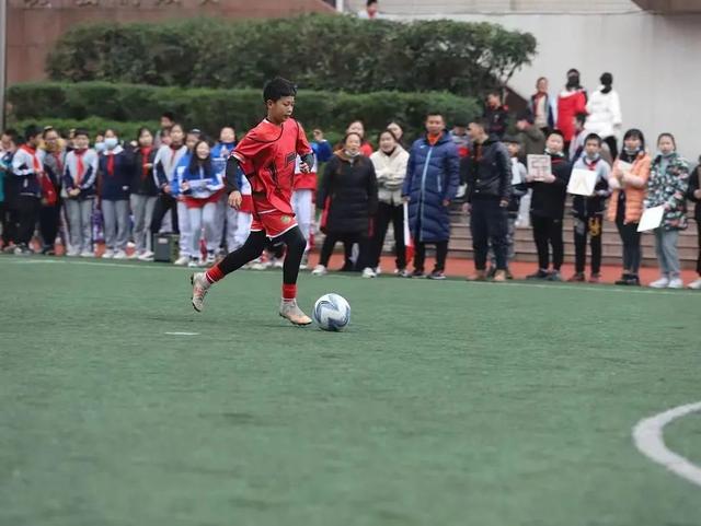 少年中国 | 从校长到会长，换个身份继续发展校园足球(5)
