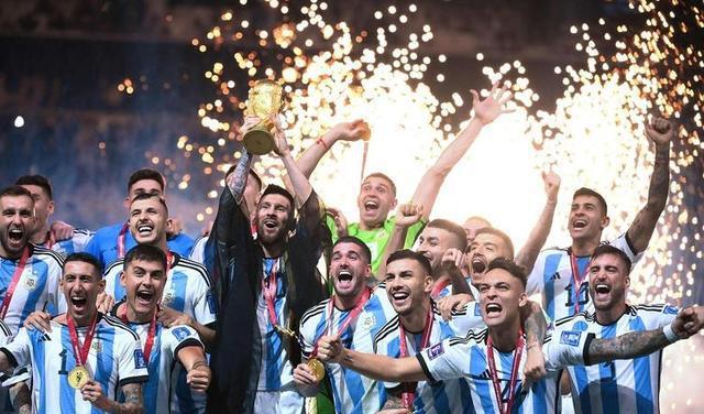 大赢家！南美最佳阵容出炉，阿根廷7人入选，22岁新星在列(1)