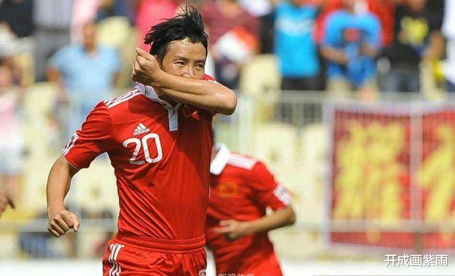 国足与不丹被分第5档，是足球耻辱吗？球迷：不蒸海参，咱争口气