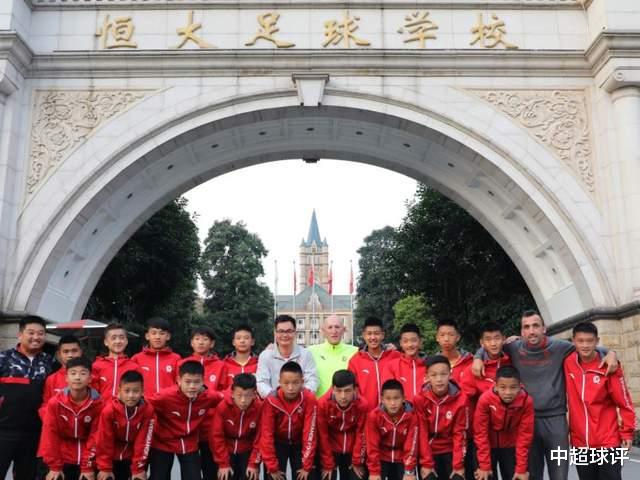 前途无量！恒大青训再爆发：14岁梯队今天战胜中国女足主力！(4)