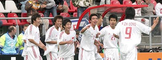 为何中国男足总是青年队出成绩？改年龄只是其一，另一点才是关键(3)