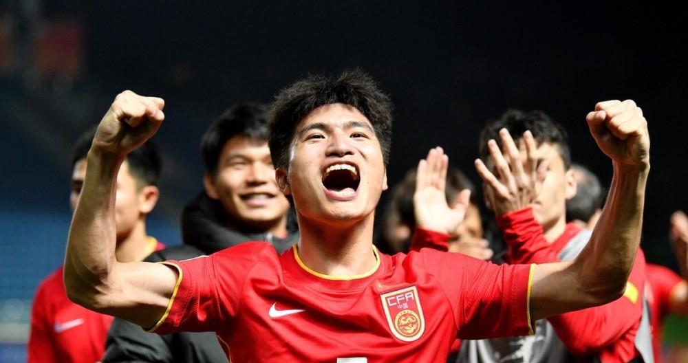 为何中国男足总是青年队出成绩？改年龄只是其一，另一点才是关键(4)