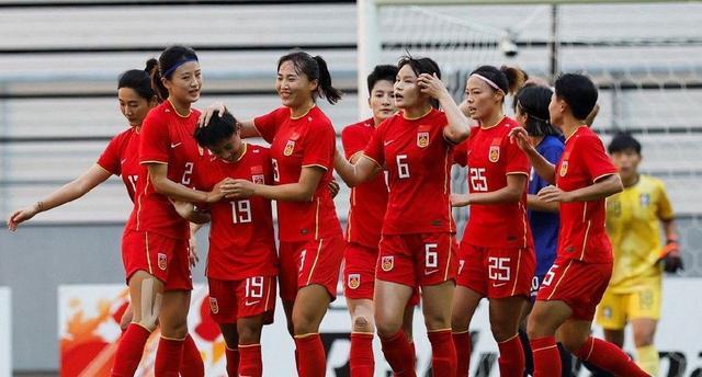 CCTV5直播中国女足对阵瑞士，奥运频道转德国杯多特蒙德PK莱比锡(2)