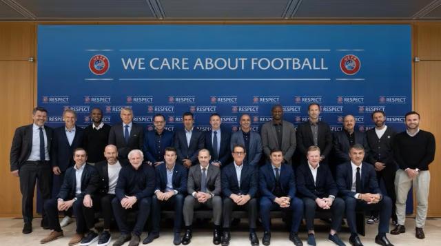 欧足联足球委员会召开会议 建议放宽手球判罚(1)