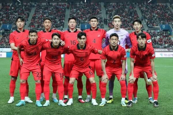 韩媒：亚洲杯韩国队若与国足同组是上上签 乌兹别克难对付(1)