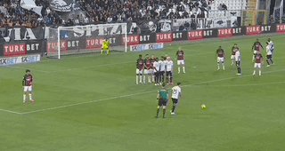 【意甲】定位球连续丢球，AC米兰客场0比2不敌保级队(5)