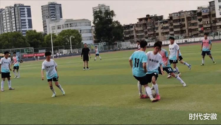 阜阳阜南二初男女足球队于县足球联赛中大放异彩(9)