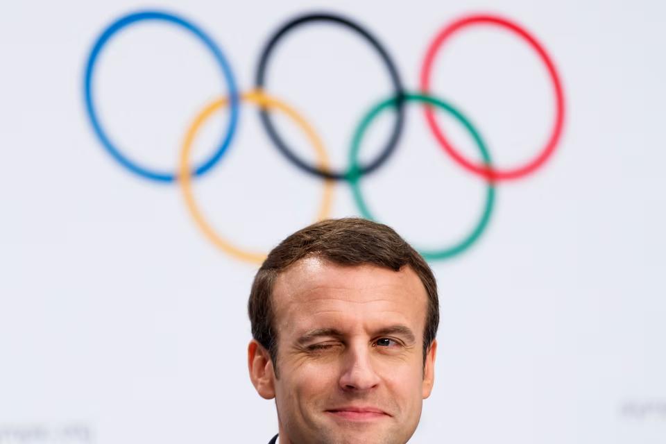 马克龙正在筹备奥运会，巴黎骚乱的大火，烧向了比赛场馆(5)