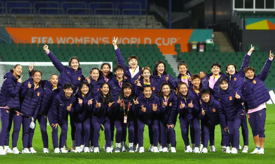 首场就是决战！中国女足对阵丹麦，防线面临挑战，进攻谁能造惊喜(2)