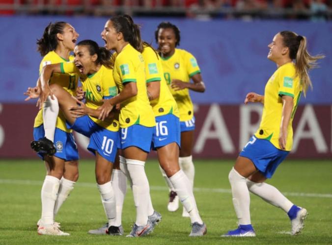 新西兰女足 VS 瑞士女足 德国女足 VS 哥伦比亚女足(1)