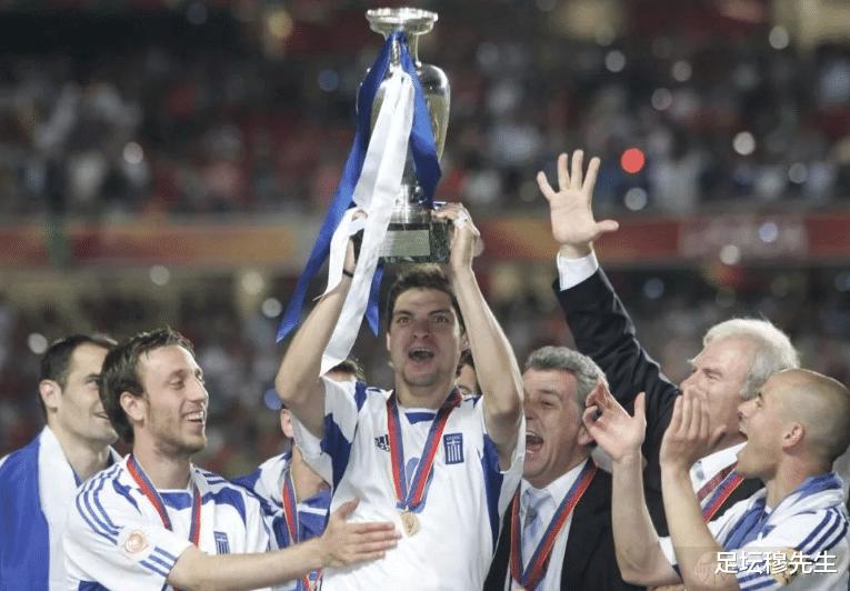 04年欧洲杯有三个一流强队，没有和希腊交手