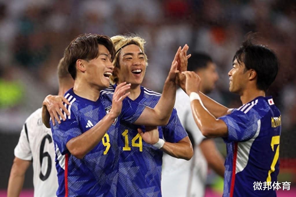 德国1-4惨败日本，中国足球花上亿元归化没有中国血统？(1)