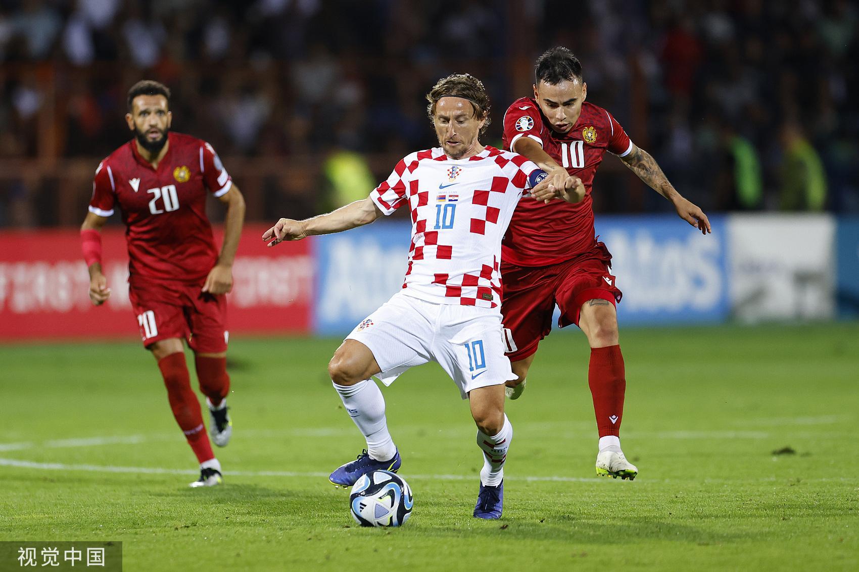 [欧洲杯预选赛]莫德里奇带领克罗地亚领跑，哲科扛不动波黑