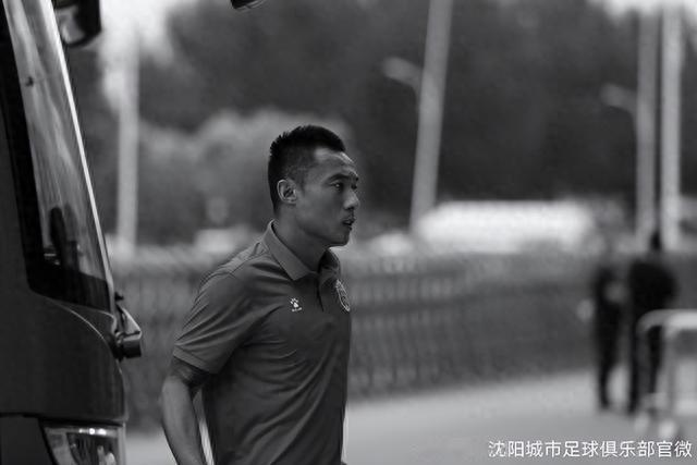 前黑龙江队长、现沈阳城市队员任江隆因病去世年仅35岁，今年还踢了14场中甲，媒体人：他这两年一直带病比赛(3)