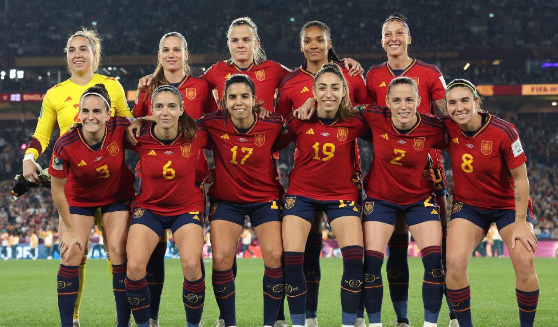 官宣！西班牙废除女足称号，男女足统称出炉，5人制足球也一样(2)