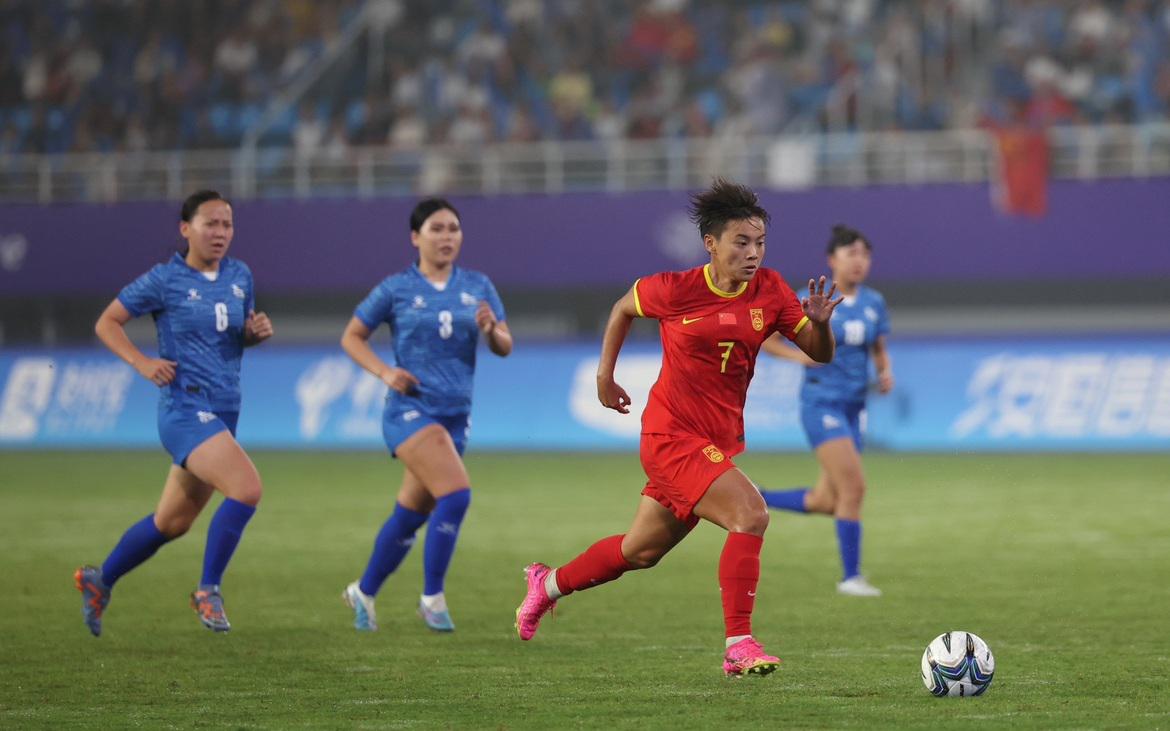亚运会首战16球大捷找回自信，中国女足考验从淘汰赛开始(1)