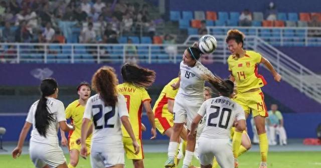 亚运女足奖牌赛：朝鲜女足一鸣惊人，中国女足卧薪尝胆(2)