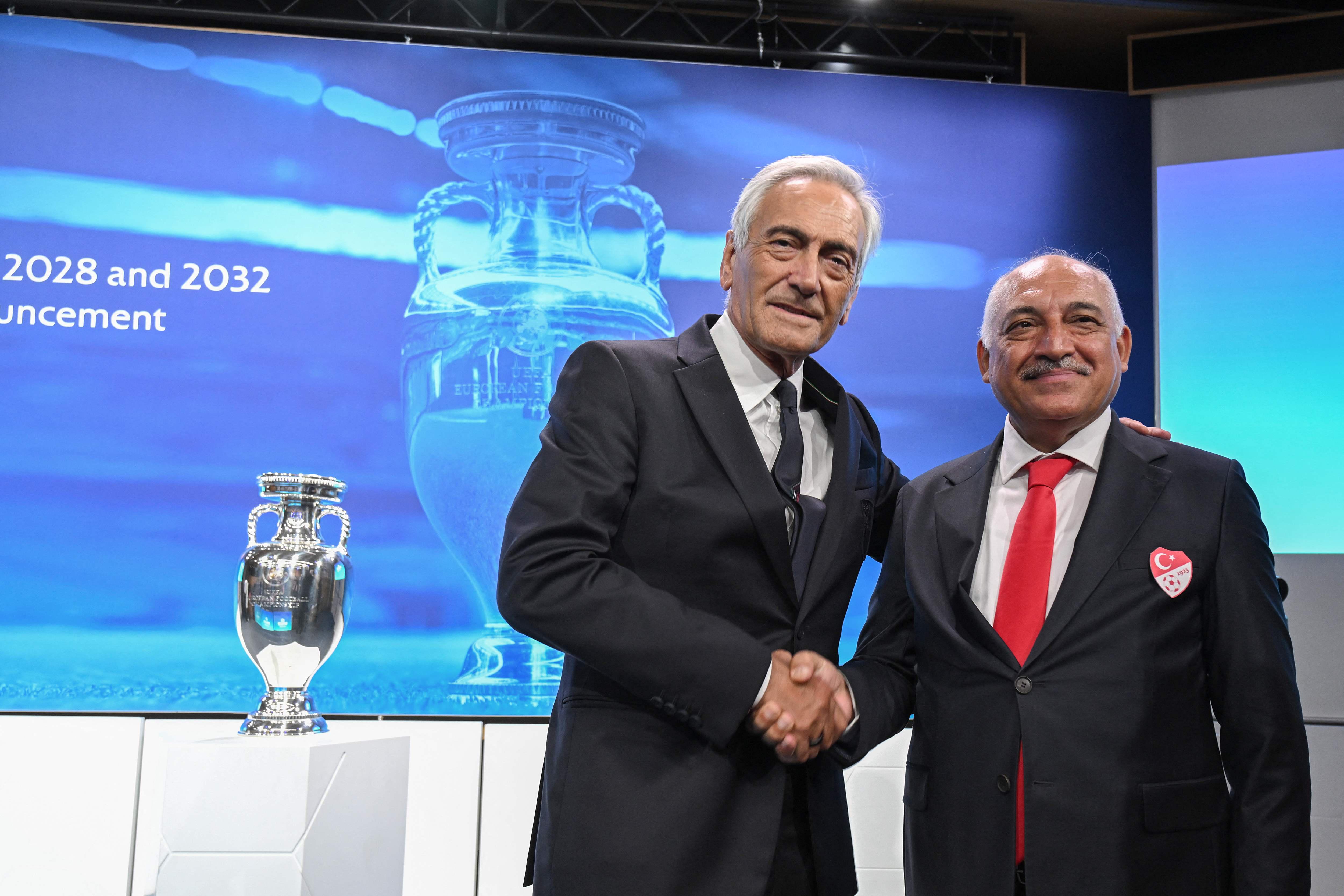 欧足联宣布2028与2032年欧锦赛举办地(4)