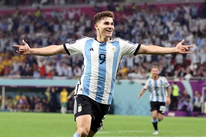 世预赛阿根廷公布全新阵容! 球王稳坐替补，巴拉圭表示留有杀手锏(6)