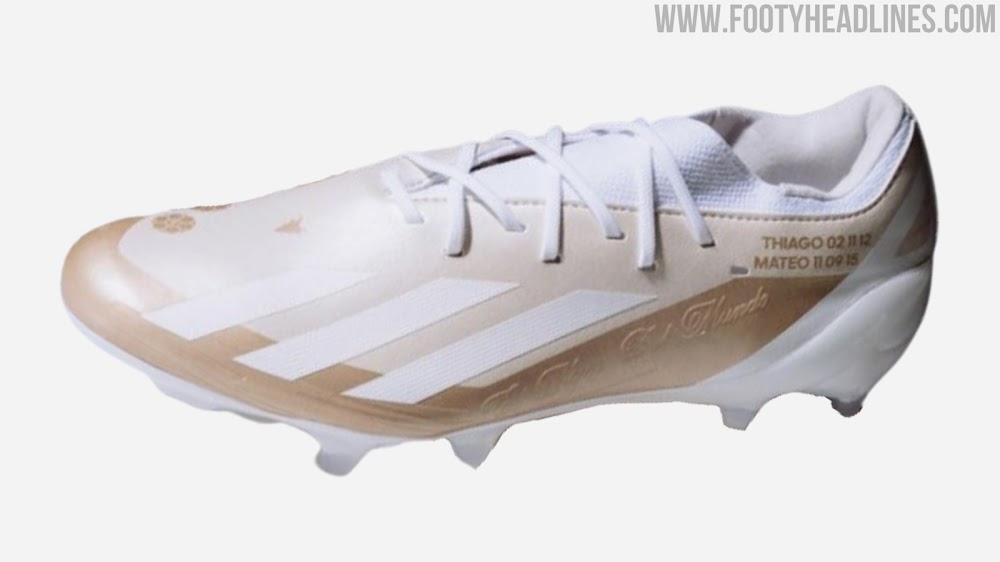 阿迪达斯将为梅西设计8金球纪念战靴：白金配色，标志性图案点缀(2)