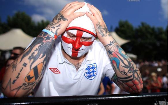 英格兰球迷在2024年欧洲杯投票结果公布时感到愤怒