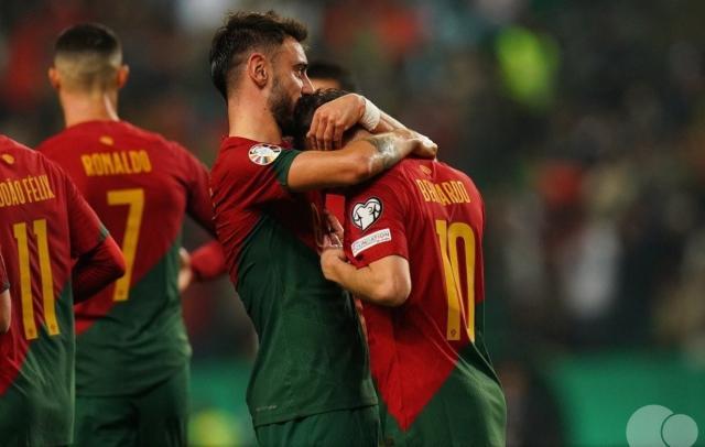 葡萄牙10连胜 欧预赛历史上头一回 马丁内斯20胜(2)