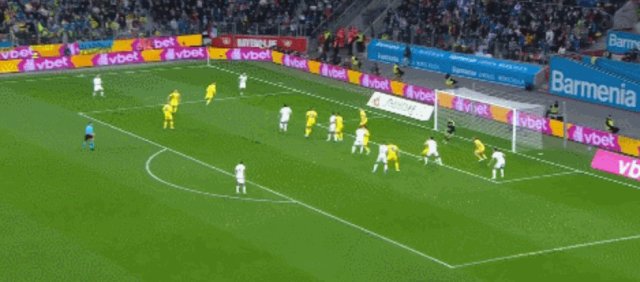 【欧预赛】多次失机+逃脱点球，意大利0-0乌克兰出线(2)