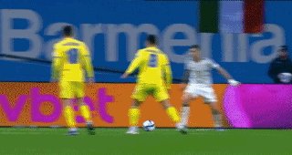 【欧预赛】多次失机+逃脱点球，意大利0-0乌克兰出线(8)