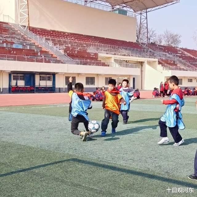 盐湖区舜帝复旦示范小学举行第六届校园足球联赛(12)