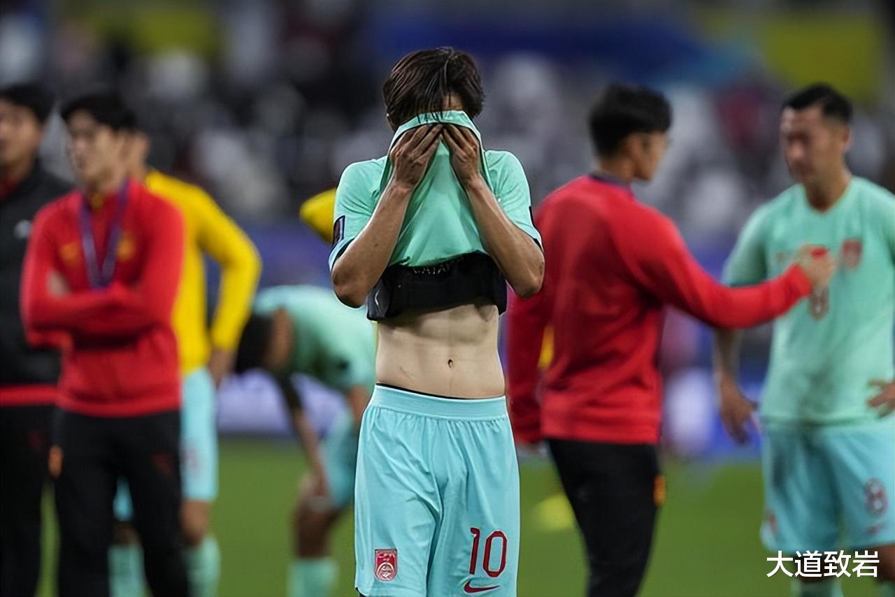 国足兵败卡塔尔，主教练成了输球“元凶”！球员仅仅是受害者？(7)