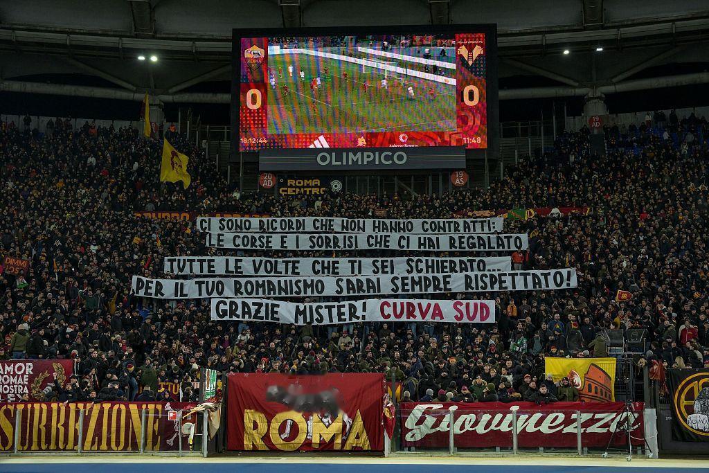 穆里尼奥在罗马下课：论足球世界最后一个“卡里斯马”的倒掉(3)
